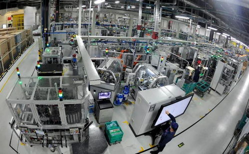 新技術(shù)、新三位一體 驅(qū)動(dòng)智能化改造，助推產(chǎn)業(yè)轉(zhuǎn)型升級